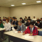 議案を審議中です